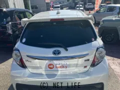 トヨタ ヴィッツ