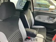 ダイハツ キャスト