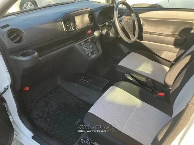 ダイハツ ミライース