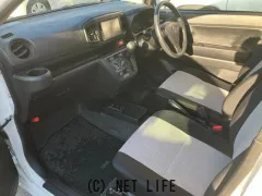 ダイハツ ミライース