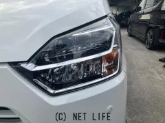 ダイハツ ミライース