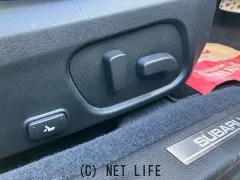 スバル レヴォーグ