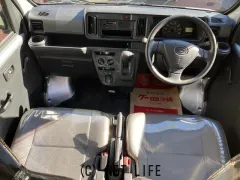 ダイハツ ハイゼットカーゴ