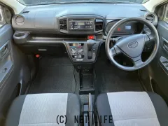 ダイハツ ミライース