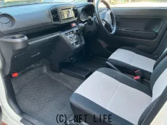 ダイハツ ミライース