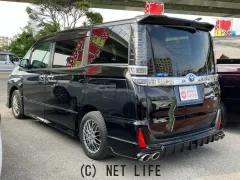 トヨタ ヴォクシー