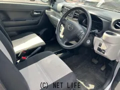 ダイハツ ミライース