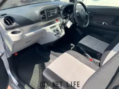 ダイハツ ミライース