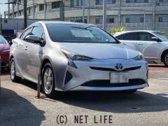 トヨタ プリウス