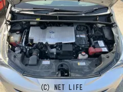 トヨタ プリウス