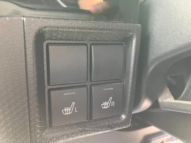 シートヒーター ダイハツ タント