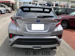 トヨタ C-HR