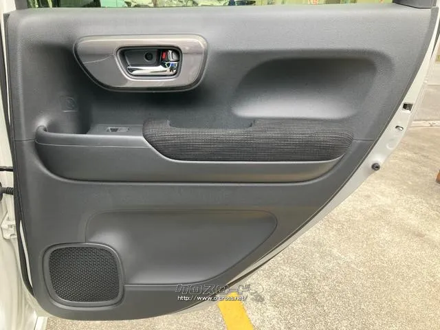 後部座席右ドア ホンダ N-WGN