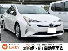 トヨタ プリウス