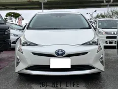 トヨタ プリウス