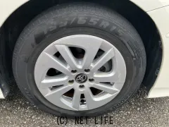 トヨタ プリウス