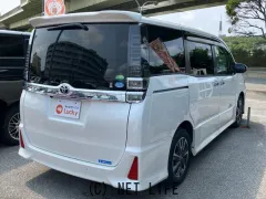 トヨタ ヴォクシー