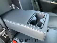 トヨタ ハリアー