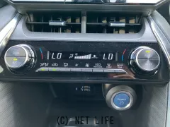 トヨタ ハリアーハイブリッド