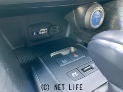 トヨタ ハリアーハイブリッド