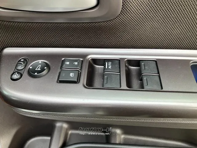 運転席側ドアボタン群 ホンダ フリード+