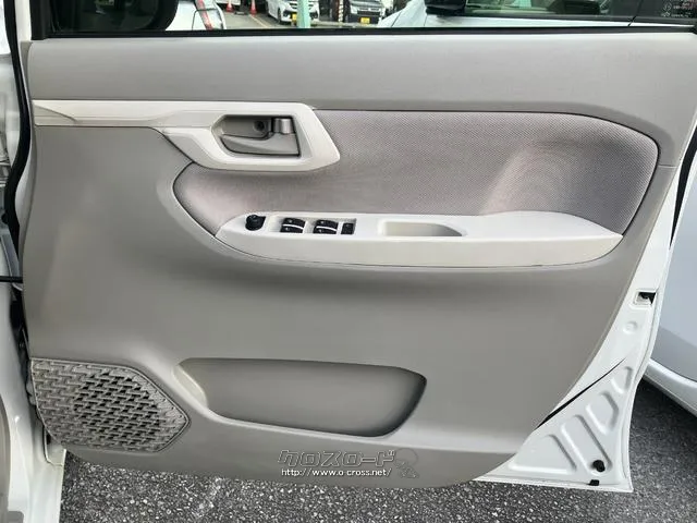 運転席側ドア ダイハツ ムーヴ
