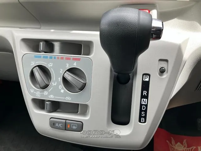 ダイハツ ミライース