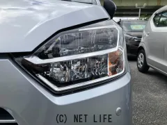 ダイハツ ミライース