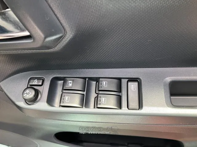 運転席側ドアボタン群 ダイハツ ミライース