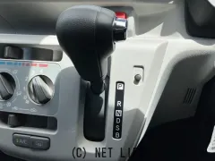 ダイハツ ミライース