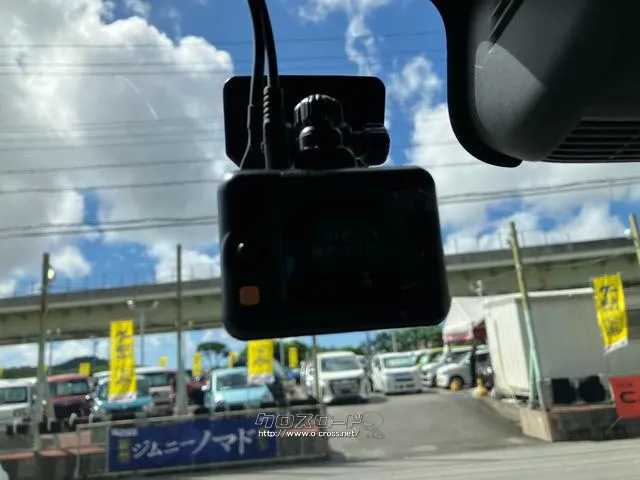 ドライブレコーダー前後に付いています スズキ スペーシア