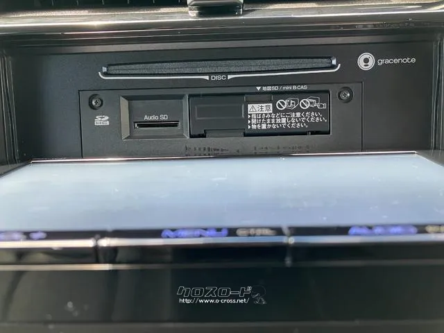 CD,DVD,SD使えます トヨタ プリウス