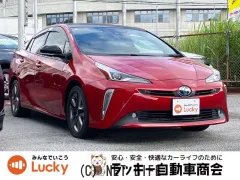 トヨタ プリウス