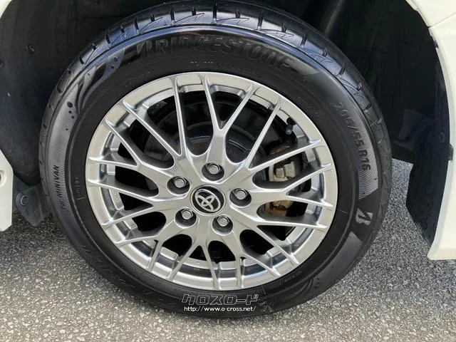 左後輪 トヨタ ノア