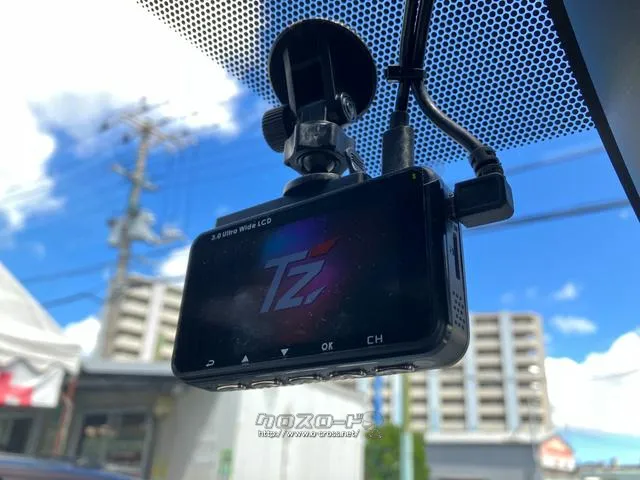 ドライブレコーダー前後についています トヨタ ノア