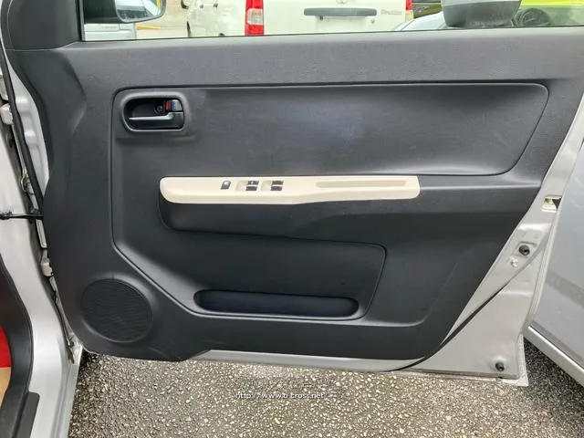 運転席側ドア スズキ アルト