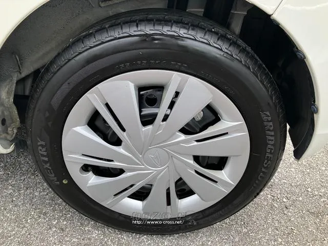 左後輪 ダイハツ ミライース