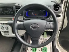 ダイハツ ミライース