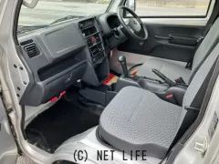 日産 NT100クリッパー