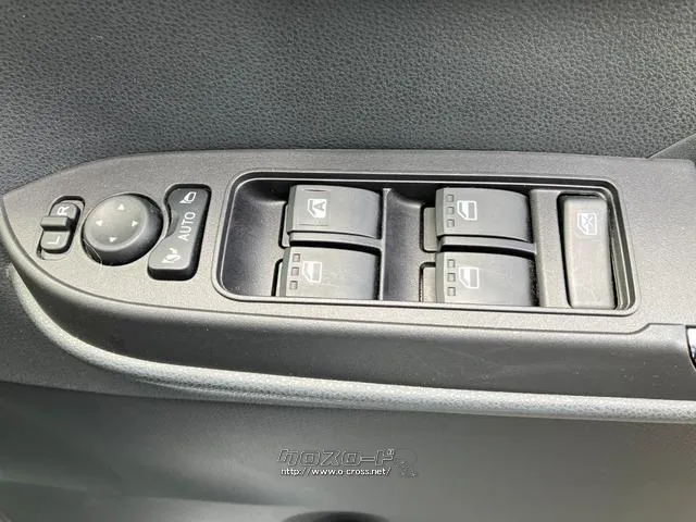 運転席側ドアボタン群 ダイハツ タント