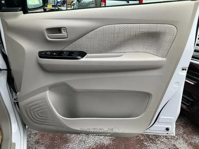 運転席側ドア 日産 デイズ