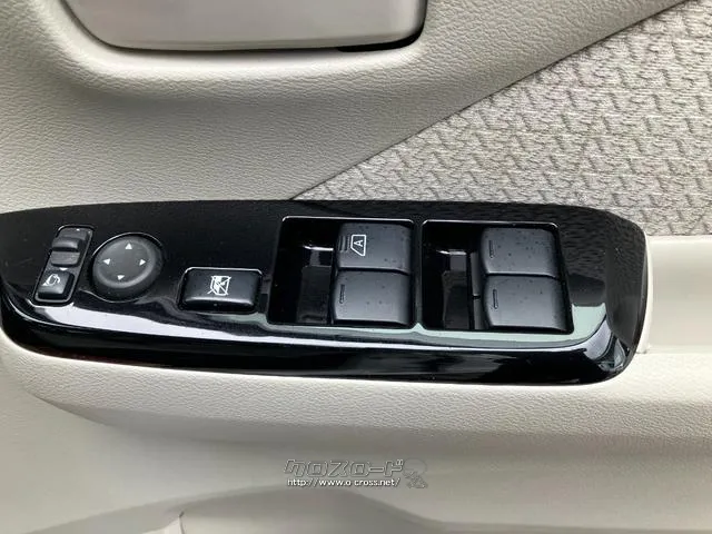 運転席側ドアボタン群 日産 デイズ