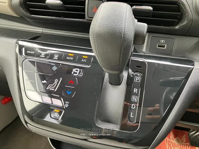 日産 デイズ