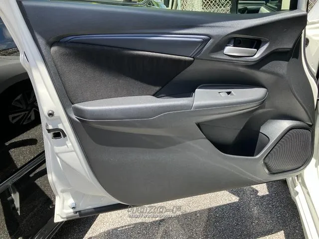 助手席側ドア ホンダ シャトル