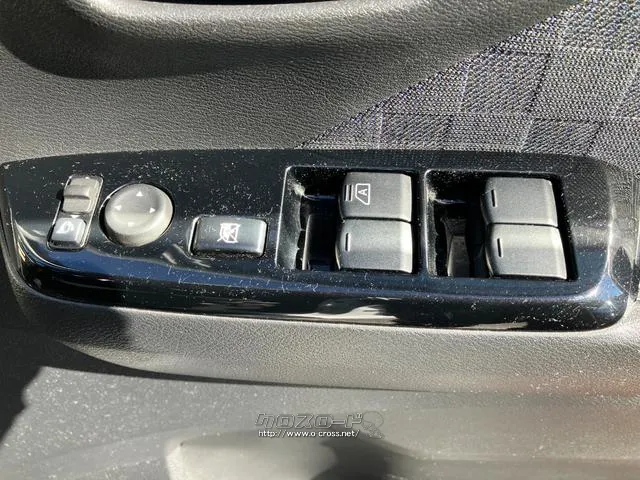 運転席側ドアボタン群 日産 デイズ