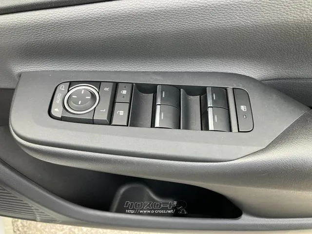 運転席側ドアボタン群 トヨタ プリウス