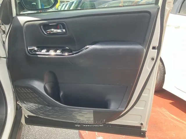 運転席側ドア トヨタ ヴォクシー