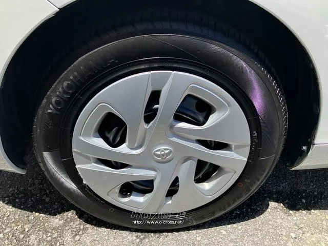 左前輪 トヨタ アクア