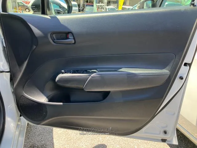 運転席側ドア トヨタ アクア