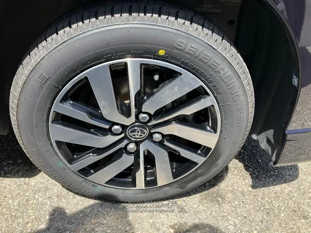 右前輪 トヨタ ルーミー